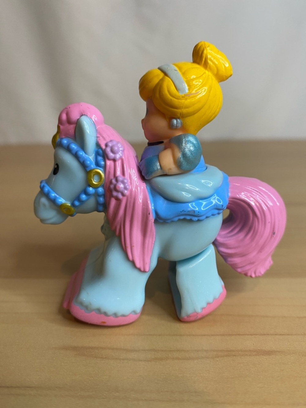 Fisher Price Little People Disney Princess Cinderella Blue Horse klip klop